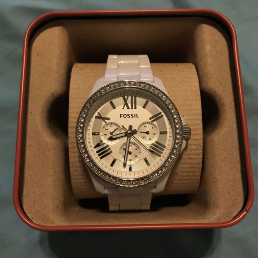 Fossil Watch - Picture 2 of 3